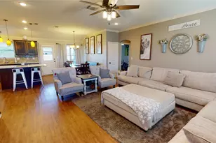 404 Hyde Park Dr, Chandler, TX 75758 - Photo 2