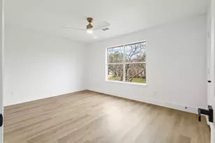 8200 Beverly Dr, North Richland Hills, TX 76182 - Photo 22