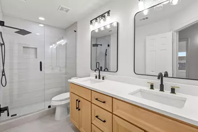 8200 Beverly Drive, North Richland Hills, TX 76182 - Photo 20