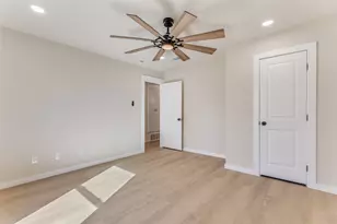 6525 Briley Dr, North Richland Hills, TX 76180 - Photo 18