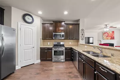 15917 Langsdale Street, Frisco, TX 75036 - Photo 14