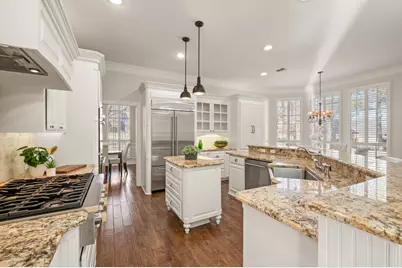 2709 Mesquite Lane, Grapevine, TX 76051 - Photo 6