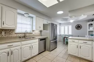 2211 Bluebonnet Dr, Richardson, TX 75082 - Photo 10