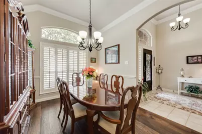 212 Park Meadows Drive, Euless, TX 76039 - Photo 6