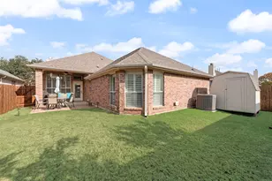 212 Park Meadows Dr, Euless, TX 76039 - Photo 34
