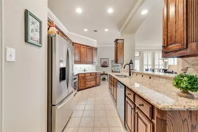 212 Park Meadows Drive, Euless, TX 76039 - Photo 14