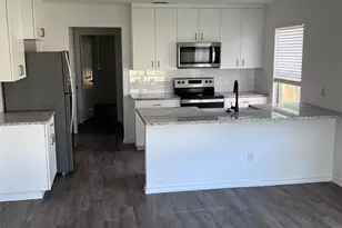 1603 Franklin Ave, Bonham, TX 75418 - Photo 4