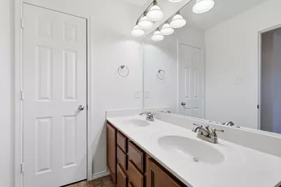 6000 Lost Valley Drive, The Colony, TX 75056 - Photo 24