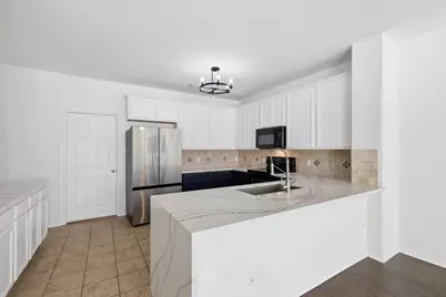 6000 Lost Valley Drive, The Colony, TX 75056 - Photo 10