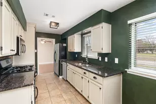 748 Vinecrest Ln, Richardson, TX 75080 - Photo 12