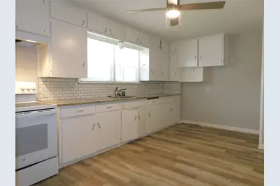 819 Thomas Street, Denton, TX 76201 - Photo 14