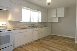 819 Thomas St, Denton, TX 76201 - Photo 14