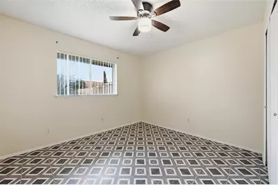 330 W Grenoble Drive, Grand Prairie, TX 75052 - Photo 14