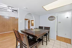 330 W Grenoble Dr, Grand Prairie, TX 75052 - Photo 6