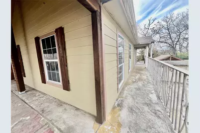 1919 Muncie Avenue, Dallas, TX 75212 - Photo 6