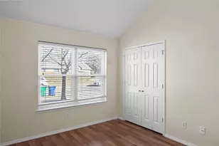 604 Brookbank Dr, Crowley, TX 76036 - Photo 8