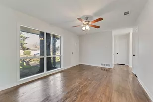 101 E Marshall St, Palmer, TX 75152 - Photo 10