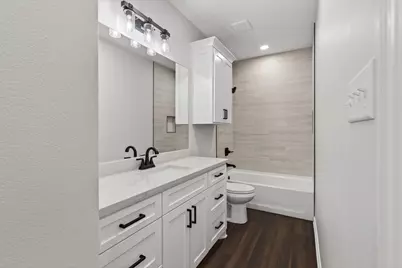 117 Bexar Street, Mabank, TX 75147 - Photo 16