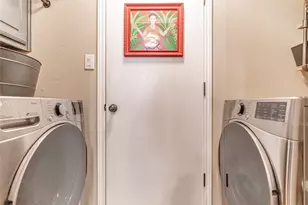 911 Meadowlark Ln, Granbury, TX 76048 - Photo 12