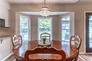 911 Meadowlark Ln, Granbury, TX 76048 - Photo 10