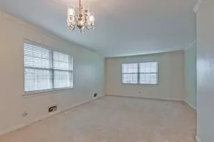 9830 Crestwick Dr, Dallas, TX 75238 - Photo 8