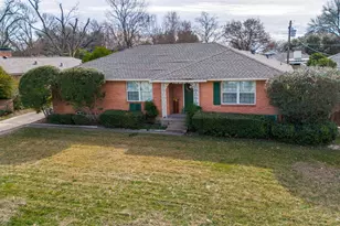 9830 Crestwick Dr, Dallas, TX 75238 - Photo 2