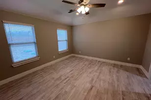 635 Friendship Rd, Sherman, TX 75092 - Photo 6