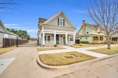 209 Cody Hunter Lane, Midlothian, TX 76065 - Photo 2