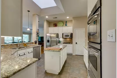 221 Freedom Court, Rockwall, TX 75032 - Photo 10