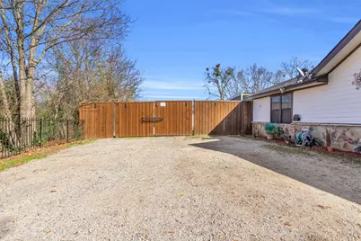 906 Griffith Avenue, Terrell, TX 75160 - Photo 6