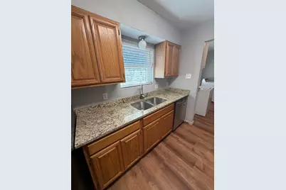 318 NE Michael Drive, Burleson, TX 76028 - Photo 4