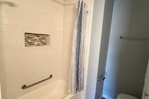 318 NE Michael Dr, Burleson, TX 76028 - Photo 20