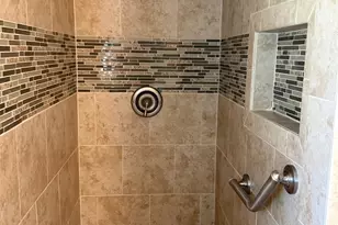 318 NE Michael Dr, Burleson, TX 76028 - Photo 14