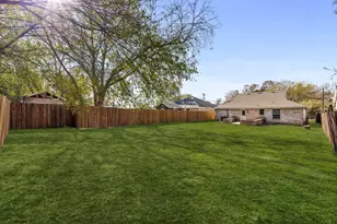 274 S St Augustine Dr, Dallas, TX 75217 - Photo 34