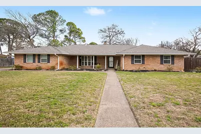 1603 Miller Court, Pantego, TX 76013 - Photo 1
