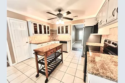 15555 Mosscove Circle, Dallas, TX 75248 - Photo 4