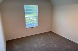 716 E 5th St, Bonham, TX 75418 - Photo 24