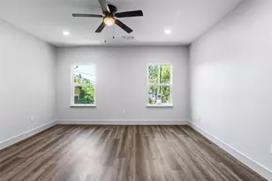 1127 W Morgan St, Denison, TX 75020 - Photo 6