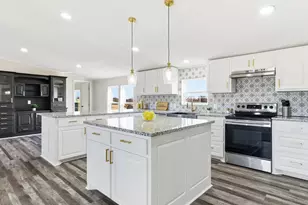 102 Sunshine Meadows Ct, Weatherford, TX 76088 - Photo 2