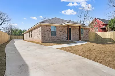 1126 N 11th Street, Waco, TX 76707 - Photo 2
