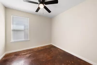 1126 N 11th Street, Waco, TX 76707 - Photo 8