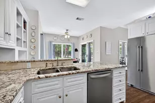 115 E Kiowa Dr, Gainesville, TX 76240 - Photo 14