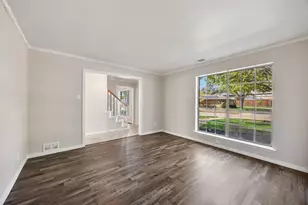 2404 Heather Hill Ln, Plano, TX 75075 - Photo 4