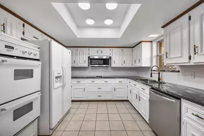 2404 Heather Hill Lane, Plano, TX 75075 - Photo 14