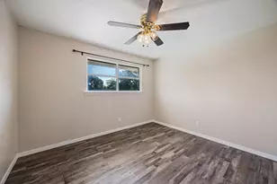 2404 Heather Hill Ln, Plano, TX 75075 - Photo 18