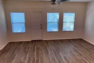 807 S 6th St, Bonham, TX 75418 - Photo 6