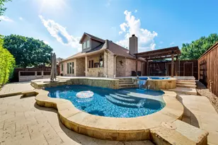 2435 Waterside Dr, Grand Prairie, TX 75054 - Photo 24