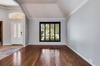 2435 Waterside Drive, Grand Prairie, TX 75054 - Photo 4