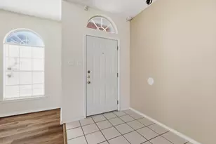 1048 Harriman Dr, Saginaw, TX 76131 - Photo 2