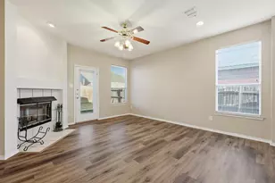 1048 Harriman Dr, Saginaw, TX 76131 - Photo 12